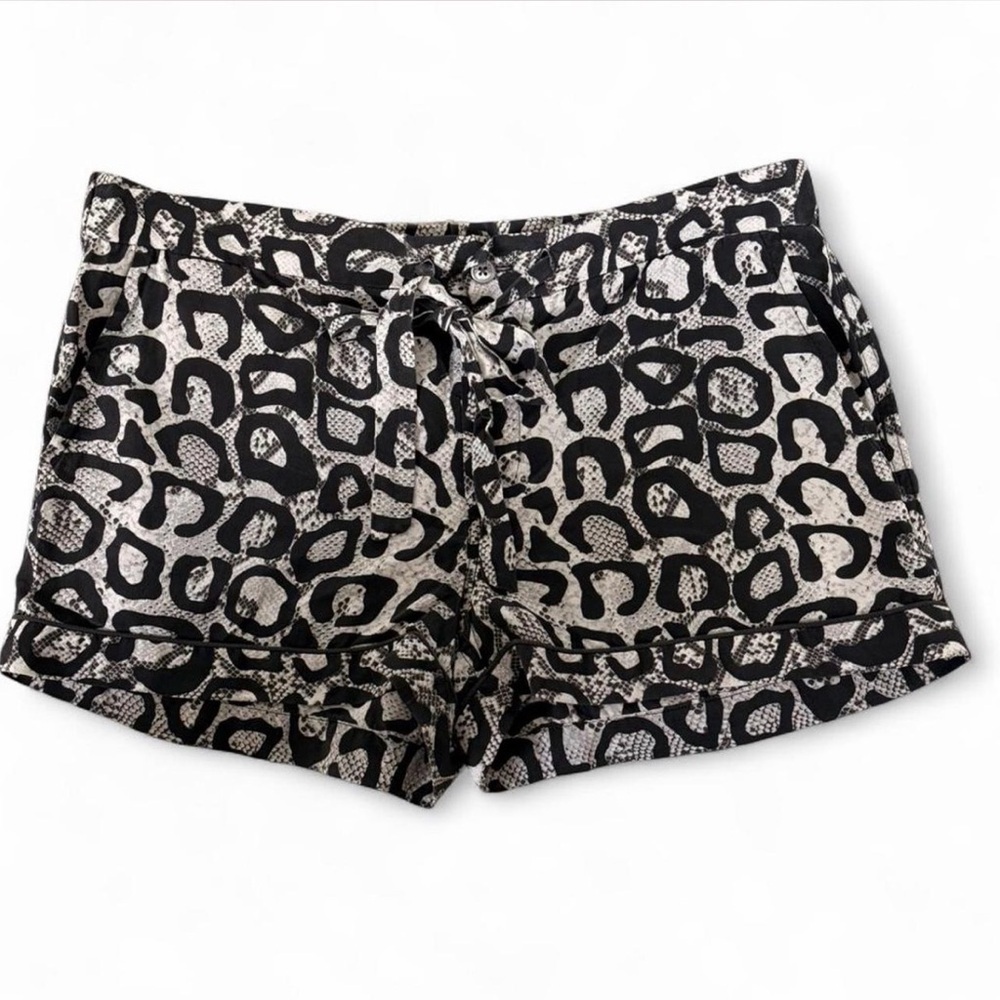 Equipment Black and Cream High-Waist Animal-Print Drawstring Shorts